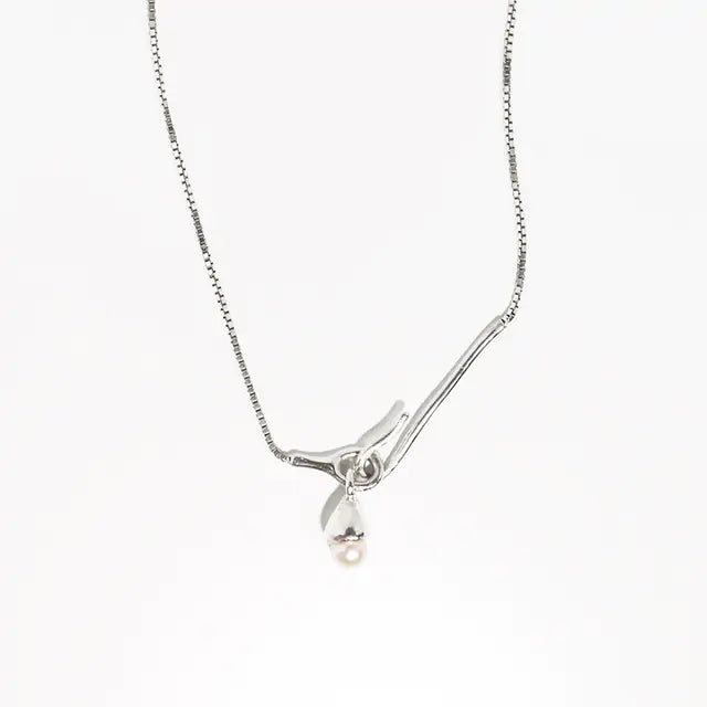 Simply Silver Pearl Necklace